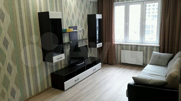 1-комн квартира, 37.3 м², р-н Селезнева-СБС (№123825)