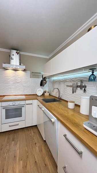 1-комн квартира, 46.8 м², р-н Гидростроителей (№123813)