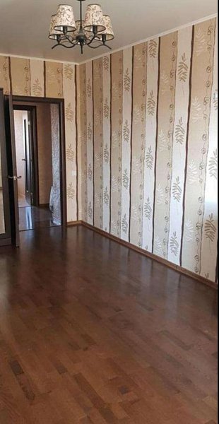 2-комн квартира, 61 м², р-н Российская ул (№124624)