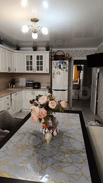 3-комн квартира, 91 м², р-н Российская ул (№124402)