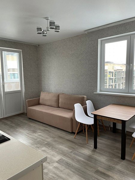 Продается 1-комн квартира, 40 м², р-н Гидростроителей, 