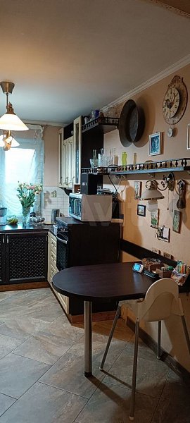 4-комн квартира, 72 м², р-н Гидростроителей (№128670)