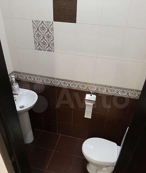 3-комн квартира, 105 м², р-н Российская ул (№124311)