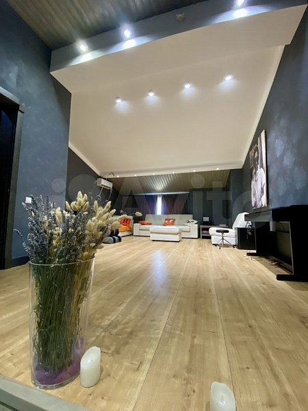 5-комн квартира, 176 м², р-н Российская ул (№127585)