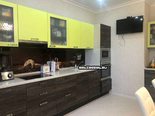 2-комн квартира, 72 м², р-н Центр (№124841)