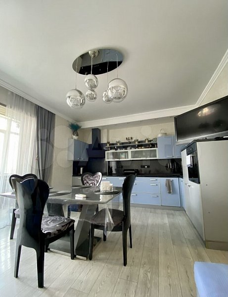 5-комн квартира, 176 м², р-н Российская ул (№127585)