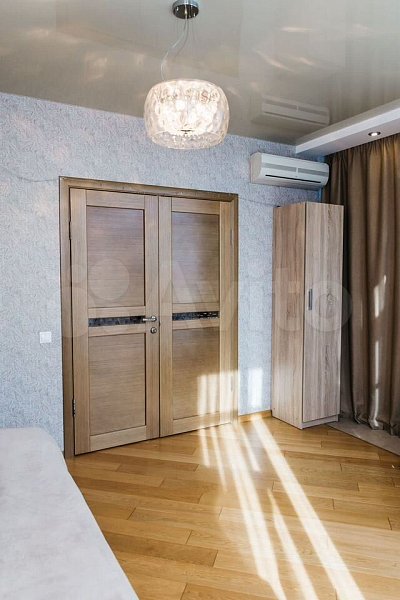 4-комн квартира, 115 м², р-н Фестивальный (№131502)