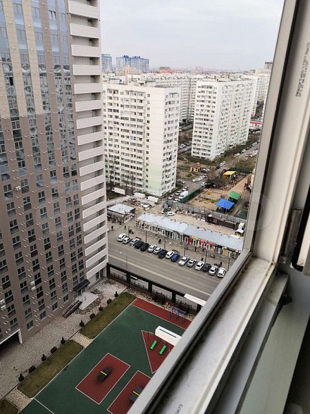 Продается 1-комн квартира, 38.3 м², р-н 40-лет Победы, 