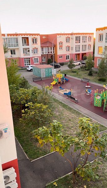 3-комн квартира, 95.9 м², р-н Немецкая деревня (№124729)