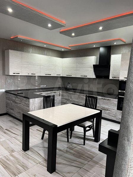 Продается 3-комн квартира, 89 м², р-н Гидростроителей, 