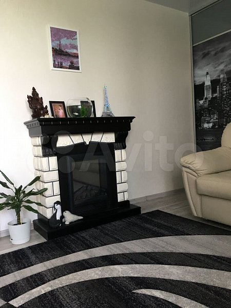 3-комн квартира, 75 м², р-н Немецкая деревня (№123770)